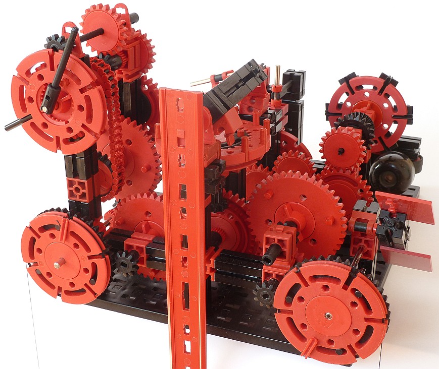 Turmuhr mit Schlagwerk